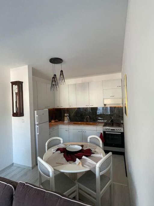 Penthouse With Castle View Apartamento Prizren Exterior foto