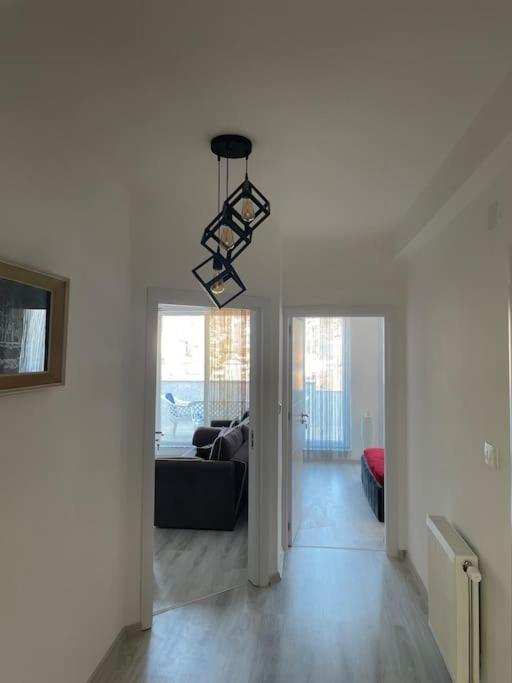 Penthouse With Castle View Apartamento Prizren Exterior foto